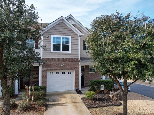 Small Town Charm Meets Big City Amenities in Zillow Rock Hill SC