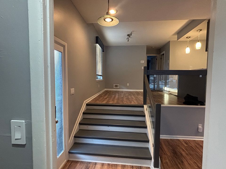 Entry way