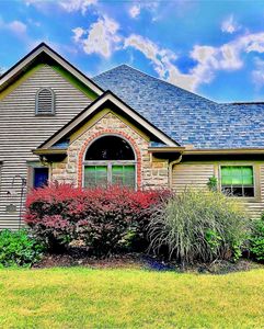 438 Cottage Grv E, Heath, OH, 43056