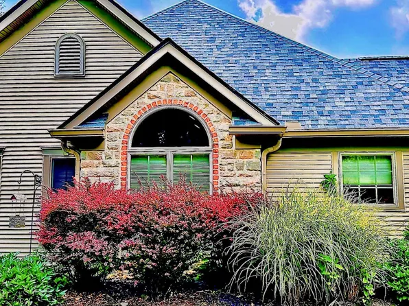 438 Cottage Grv E, Heath, OH 43056