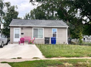 612 E Edison Ave, Des Moines, IA 50315