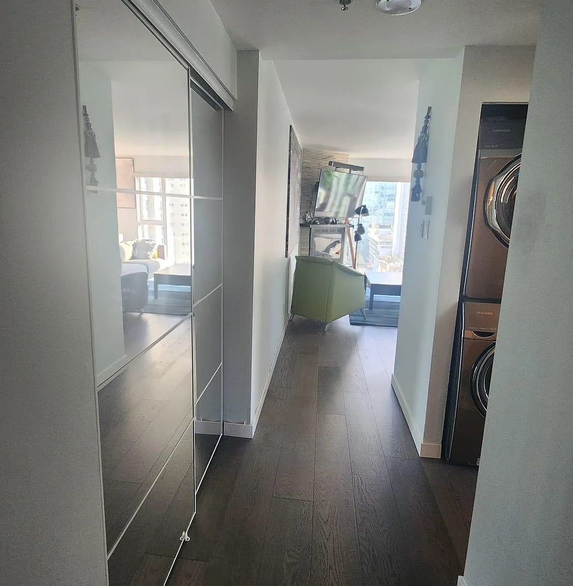 1 bed, 682 sqft, $3,750 — Photo 4