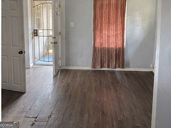 5th image of 280 Fairburn Rd NW