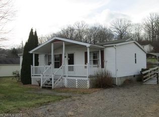 88 J F Morris Dr, Waynesville, NC 28786