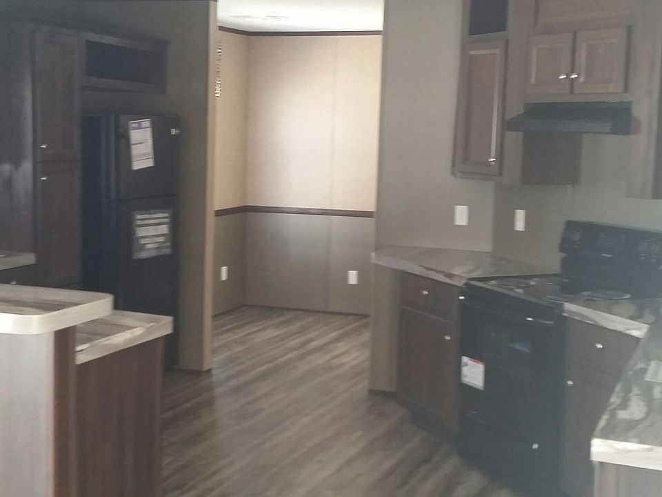 2nd image of 2886 NE Evangeline Thruway #S9