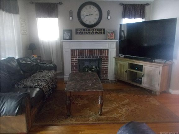2nd image of 620 N Seminole Ave