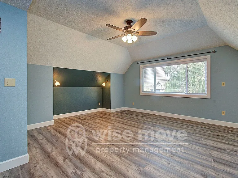 4001 NW 127th St — Photo 28