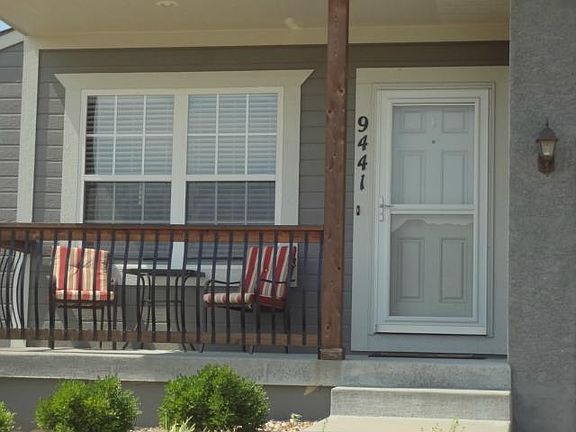 2nd image of 9441 N Lennox Ave