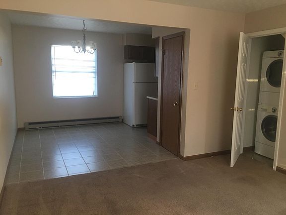 3rd image of 9 Ann Marie Dr #9