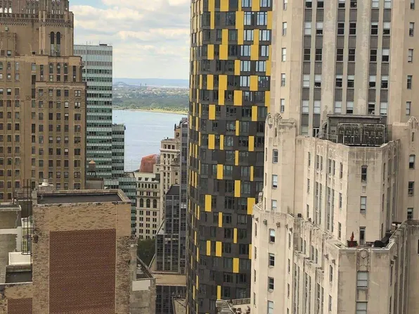 75 Wall Street 38J image 1 of 7