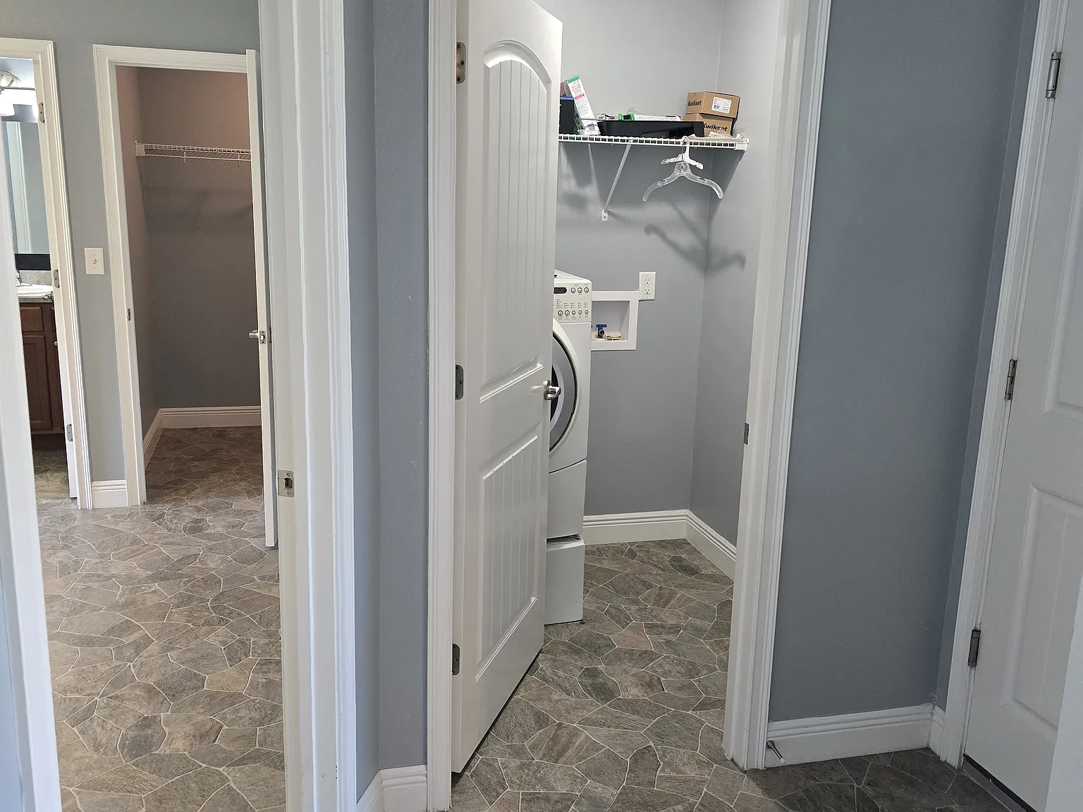 3 bed, 1400 sqft, $1,675 — Photo 2