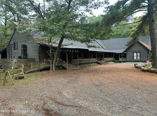 154 Christmas Ln, Madison, MS 39110