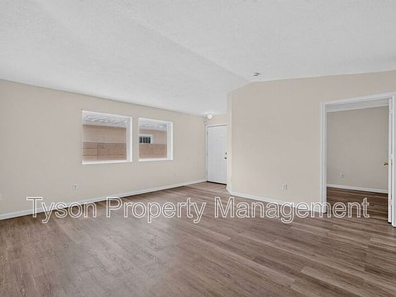 4th image of 328 Escena St SE