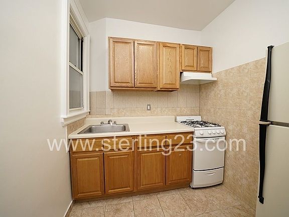 4th image of 34-56 43rd St #1