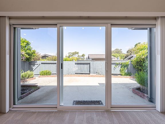Beautiful views into the garden.