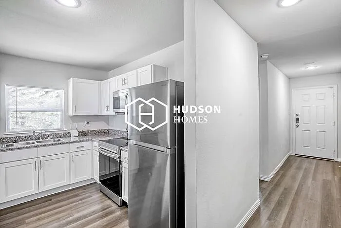 433 Shorty St — Photo 6