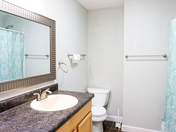 5th image of 1620 Redcoat Dr #1B-225SQFT
