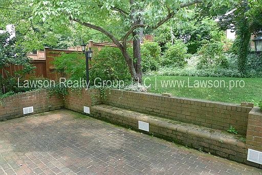 4th image of 2222 Stanley Ave SE