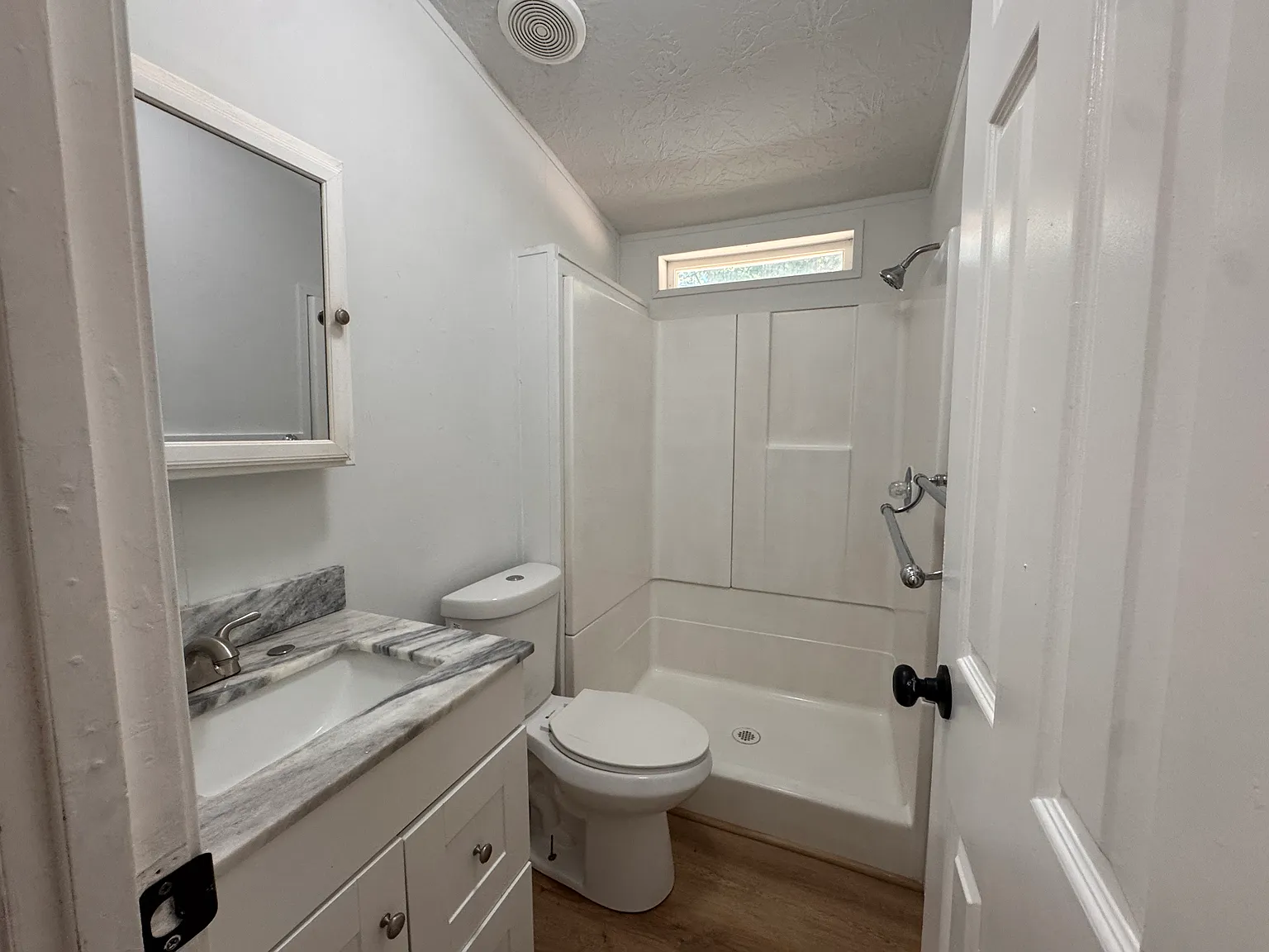 2 bed, 672 sqft, $1,695 — Photo 4