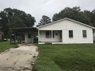 1050 N 4th St, Silsbee, TX 77656