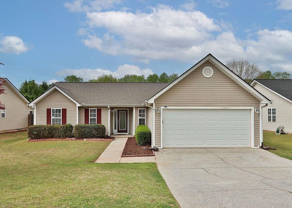 1st image of 117 Amelia Garden Way