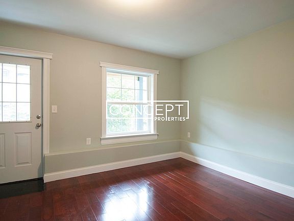 4th image of 6 Rockledge St #B