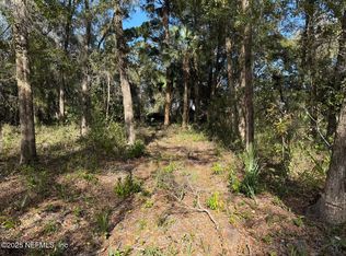 105 W Boyleston St, Interlachen, FL 32148