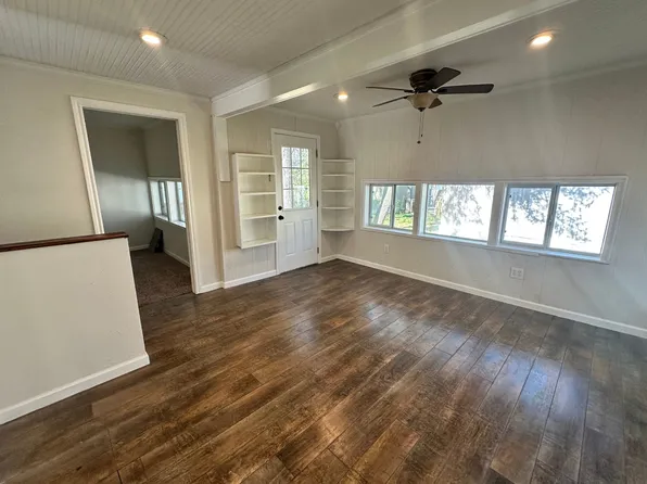 310 Cedar Point Cir, Gordonville, TX 76245