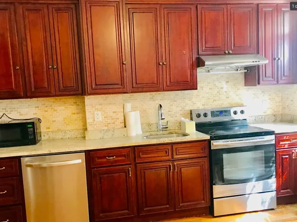 11 Worthington St, Roxbury, MA 02120