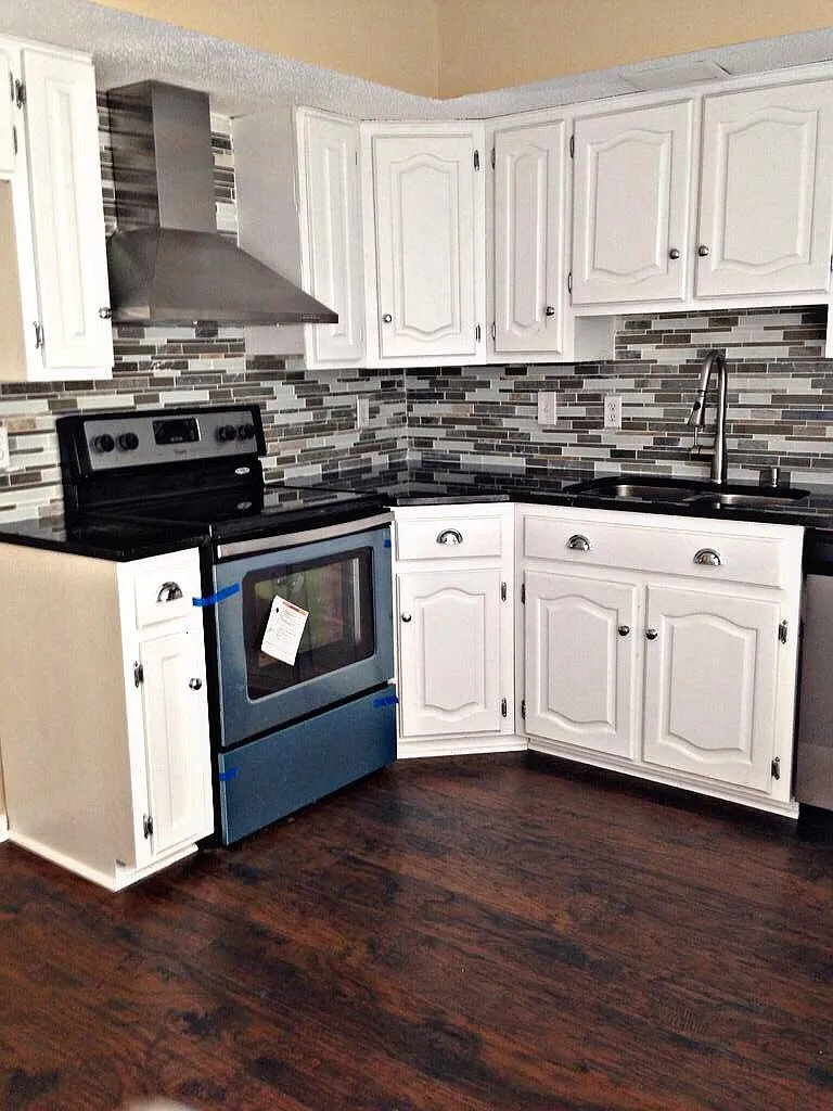 5725 Worchester Dr — Photo 1