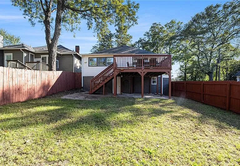264 Wellington St SW — Photo 24