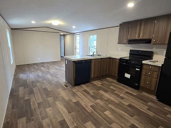 2nd image of 4011 Westover Dr #21