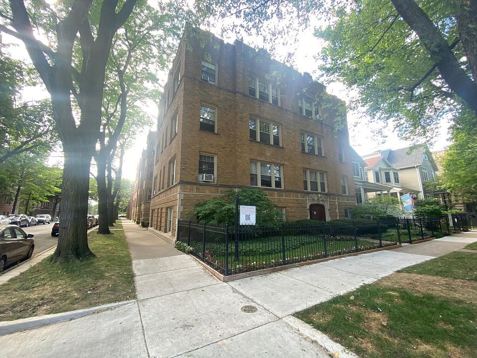 1st image of 5032 N Winchester Ave #2
