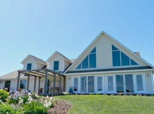 23540 Lakeview Dr, Maryville, MO 64468