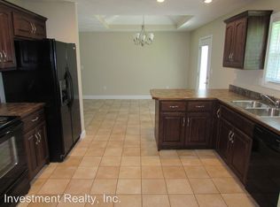 16274 Heartland Ln, Saint Robert, MO 65584