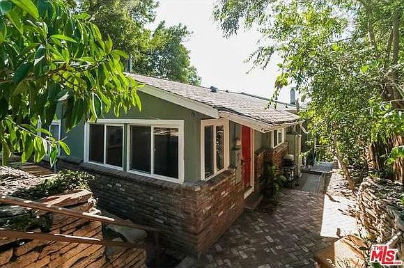 1st image of 419 Mavis Dr