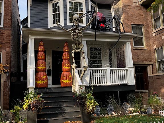 2nd image of 1716 W Balmoral Ave #G
