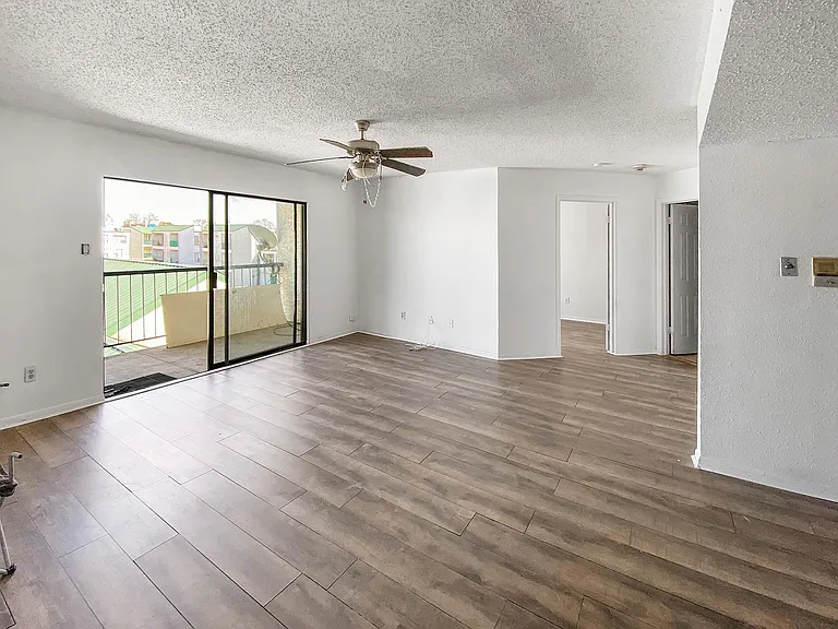 2826 S Bartell Dr #F38 — Photo 1