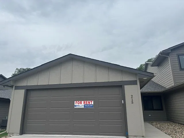 217 E Countryside Ave — Photo 33