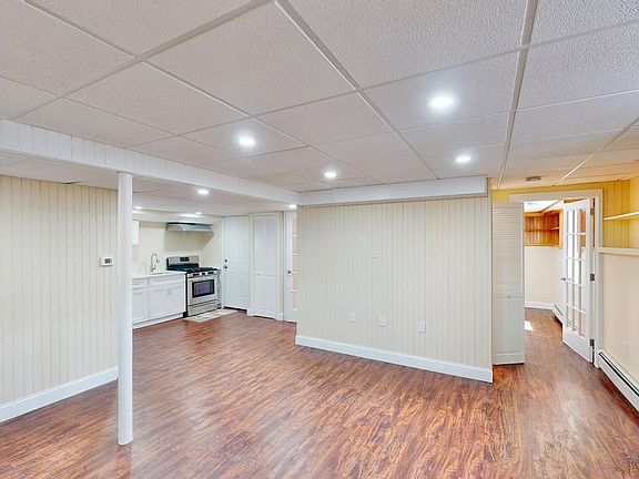 living room /dining combo