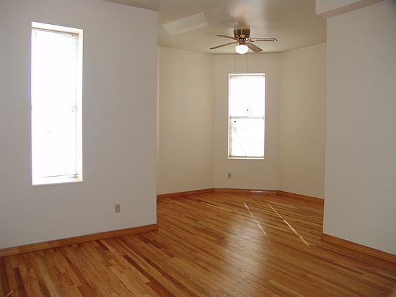 3rd image of 4511 McPherson Ave APT 303