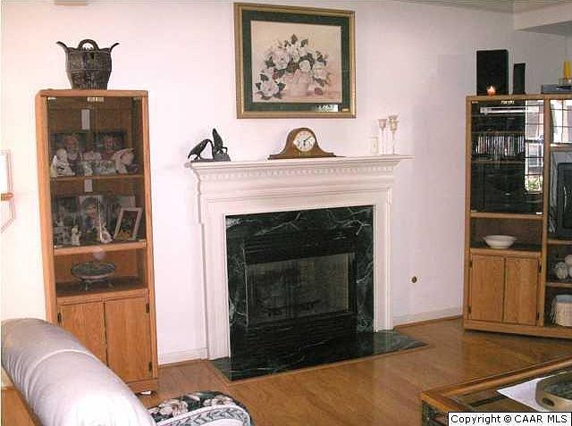2nd image of 3171 Turnberry Cir