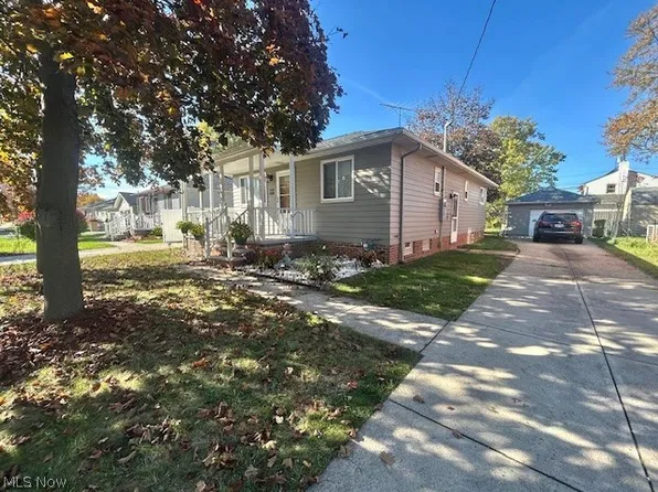 5240 W 151st St, Brookpark, OH 44142