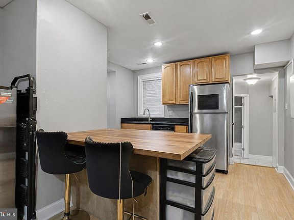 4th image of 1936 N 7th St #2