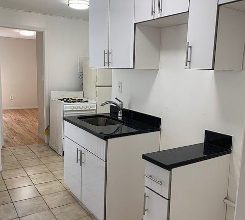 4th image of 244 W 16th St APT 5FE