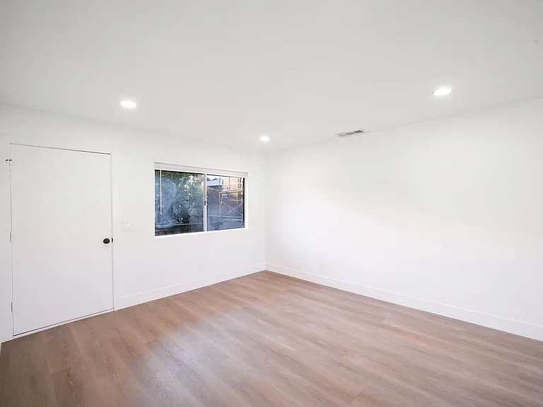 4122 Bannock Ave — Photo 6