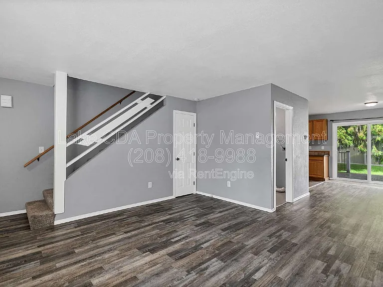 1423 E Lunceford Ln #2 — Photo 3