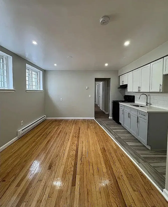 2 bed, $1,995 — Photo 2