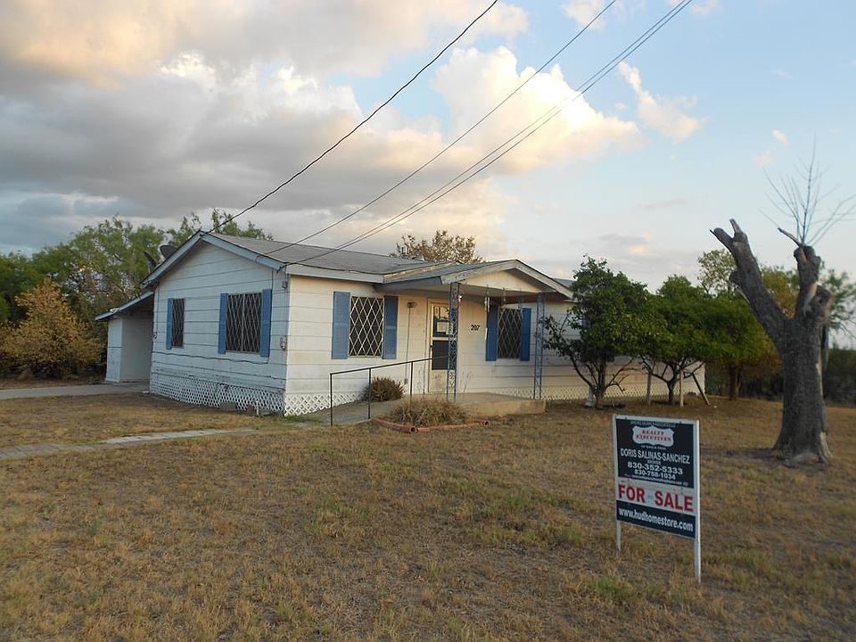 1st image of 207 S 18th St