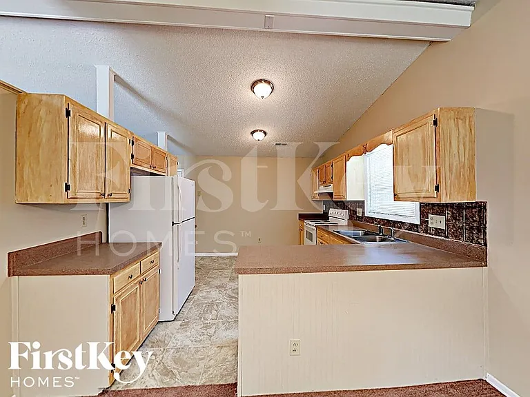 6417 Pineburr Ct — Photo 4